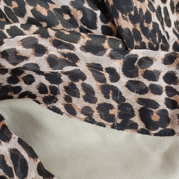 Paige Women Vittoria Silk Mini Dress Button Front Tie Waist In Natural Leopard - Picture 4 of 16